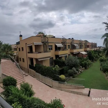 Precioso Apartamento Con Piscina Apartment