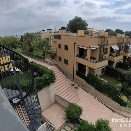 Precioso Apartamento Con Piscina Coma-ruga